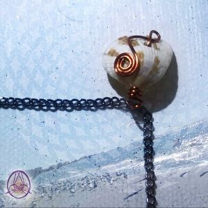 Tortoise Bittersweet Shell Necklace